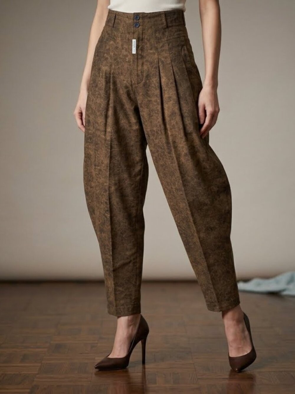 NEW VINTAGE 1980s Z. CAVARICCI BAGGY PLEATED ULTRA HIGH RISE CARROT PANTS sz 32